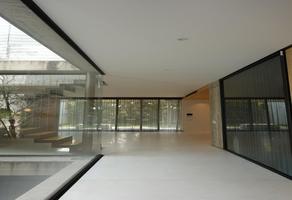 Foto de inmueble en Av. Juan Palomar y Arias, Col. Royal Country C.P. 45116, Zapopan
