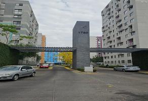 Foto de inmueble en Salvador Lopez Sanchez, Col. San Carlos C.P. 44460, Guadalajara
