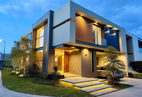 Foto de inmueble en Av La toscana, Col. Valle Real C.P. 45019, Zapopan