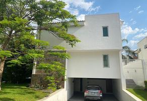 Foto de inmueble en Paseo San Arturo Poniente, Col. Valle Real C.P. 45019, Zapopan