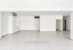 Foto de inmueble en Av Tepeyac, Col. Villas Del Tepeyac C.P. 45058, Zapopan