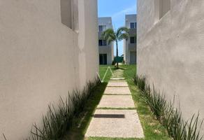 Foto de inmueble en Prolongacion Villa las Flores 900, Col. Villas Las Palmas C.P. 48290, Puerto Vallarta