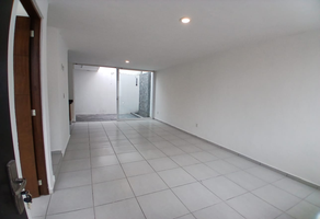 Foto de inmueble en Avenida Paseo del Bosque, Col. Villas de la Primavera C.P. 45066, Zapopan