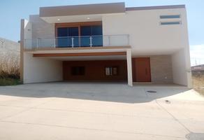 Foto de inmueble en Salvador Davalos Morales, Col. Zapotlanejo C.P. 45430, Zapotlanejo