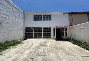 Foto de inmueble en Fraccionamiento Santa Teresa #2220, Col. Agrícola Francisco I. Madero C.P. 52172, Metepec