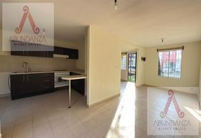 Foto de inmueble en Casa Libre DE Gravamen Venta Zinacantepec, Col. Bosques Residencial C.P. 51355, Zinacantepec