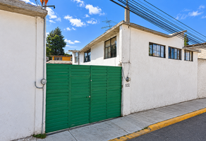 Foto de inmueble en camino a tlacotepec, Col. Cacalomacán Centro C.P. 50265, Toluca
