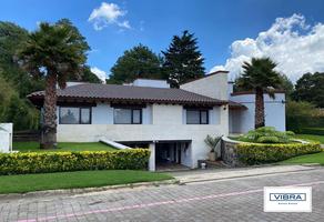 Foto de inmueble en En UN Piso, con Gran Jardín y Vista al Campo de Golf en Los Encinos., Col. Club de Golf los Encinos C.P. 52005, Lerma
