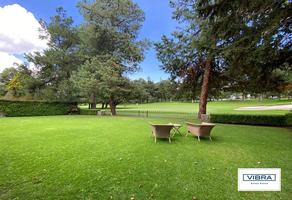 Foto de inmueble en En UN Piso, con Gran Jardín y Vista al Campo de Golf en Los Encinos., Col. Club de Golf los Encinos C.P. 52005, Lerma