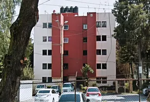 Foto de inmueble en Av de los Reyes #13, Col. Cuautitlán Izcalli Centro Urbano C.P. 54700, Cuautitlán Izcalli