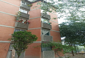 Foto de inmueble en av. 100 mts, Col. El Tenayo Sur C.P. 54140, Tlalnepantla de Baz