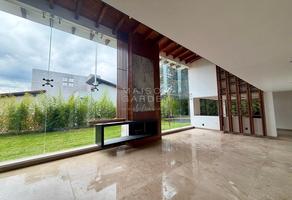 Foto de inmueble en Plaza Viena, Col. Hacienda de Valle Escondido C.P. 52937, Atizapán de Zaragoza
