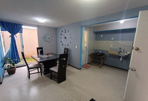 Foto de inmueble en Av. de los Angeles, Col. Jardines de la Laguna C.P. 55614, Zumpango