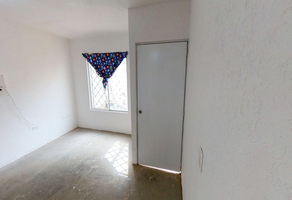 Foto de inmueble en LA VIVIENDA A, CONSTRUIDA SOBRE EL LOTE VEINTISEIS, DE LA MANZANA CIENTO VEINTICUATRO, DEL CONJUNTO , Col. La Esmeralda C.P. 55630, Zumpango