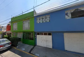 Foto de inmueble en CEDRO #91, Col. Los Reyes Ixtacala 1ra. Sección C.P. 54090, Tlalnepantla de Baz