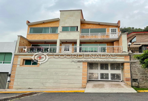 Foto de inmueble en Av. Paseos del Bosque, Col. Paseos del Bosque C.P. 53297, Naucalpan de Juárez