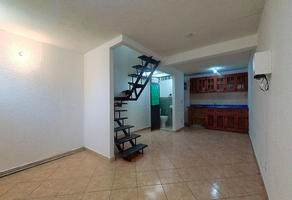 Foto de inmueble en LA CASA NUMERO VEINTIOCHO DEL LOTE CATORCE, DE LA MANZANA CUATRO, PERTENECIENTE AL CONJUNTO URBANO D, Col. Portal de Chalco C.P. 56600, Chalco