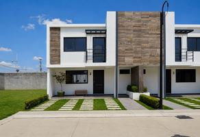 Foto de inmueble en C. Vicente Suárez Manzana 32, San Isidro, 52363 Santa María Rayón, Méx., Col. San Isidro C.P. 52363, Rayón