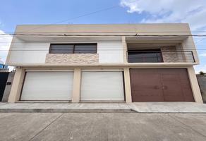 Foto de inmueble en Casa con Local en Venta en Zinacantepec; Col. Morelos con Local a Pie de Calle y Amplio Terreno Post #123, Col. San Juan de las Huertas C.P. 51370, Zinacantepec