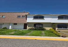 Foto de inmueble en Casa EN Venta Fracc. SAN Valentin, Zinacantepec, Col. San Luis Mextepec C.P. 51355, Zinacantepec