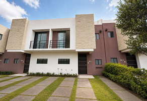 Foto de inmueble en La Pradera, Col. San Luis Mextepec C.P. 51355, Zinacantepec
