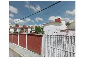 Foto de inmueble en . Tierra y Libertad #114, Col. San Mateo Atenco Centro C.P. 52100, San Mateo Atenco