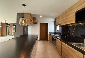 Foto de inmueble en Casa en Renta en n Condado del Valle, Col. San Miguel Totocuitlapilco C.P. 52143, Metepec
