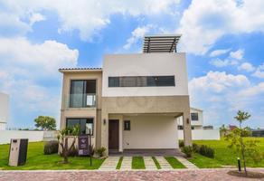 Foto de inmueble en Condado del Valle, Col. San Miguel Totocuitlapilco C.P. 52143, Metepec