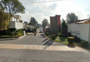 Foto de inmueble en Privada San Jose, Col. San Miguel Totocuitlapilco C.P. 52143, Metepec