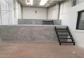 Foto de inmueble en 2DA CDA DE NEZAHUALPILLI, Col. San Miguel Xochimanga C.P. 52927, Atizapán de Zaragoza