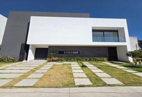 Foto de inmueble en Calz. Metepec, Col. Santa Ana Tlapaltitlán C.P. 50160, Toluca