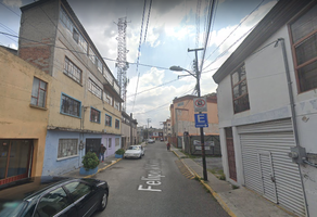 Foto de inmueble en Felipe Villarello, Col. Santa Clara C.P. 50090, Toluca