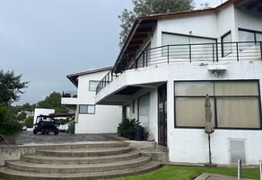 Foto de inmueble en Privada 2 de Noviembre, Col. Santa María Ahuacatlan C.P. 51200, Valle de Bravo