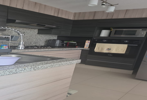 Foto de inmueble en la Vivienda UNO, del Régimen de Propiedad en Condominio Horizontal Tipo Medio denominado comercialme, Col. Santa María C.P. 52104, San Mateo Atenco