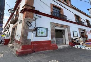 Foto de inmueble en Pl. Libertad, Col. Santiago Tianguistenco de Galeana C.P. 52600, Tianguistenco