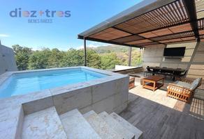 Foto de inmueble en Blvd. Herrera y Piña, Col. Valle de Bravo C.P. 51200, Valle de Bravo