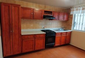 Foto de inmueble en , Col. Valle de los Pinos 1ra Sección C.P. 54040, Tlalnepantla de Baz