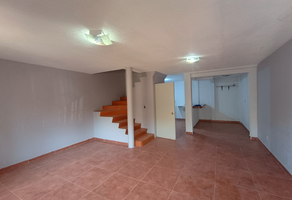 Foto de inmueble en LA VIVIENDA UNIDAD "AA" MARCADA CON EL NUMERO OFICIAL 6, DEL CONDOMINIO COMERCIALMENTE CONOCIDO CON , Col. Villa del Real C.P. 55749, Tecámac