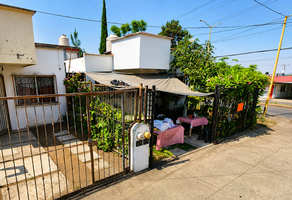 Foto de inmueble en Circuito San Rafael, Col. Jardines de San Rafael C.P. 60136, Uruapan