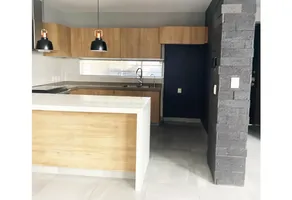 Foto de inmueble en Sin nombre de calle, Col. Paseo del Parque C.P. 58254, Morelia