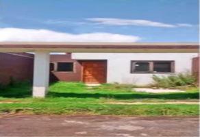 Foto de inmueble en , Col. San Miguel Nocutzepo C.P. 61632, Erongarícuaro