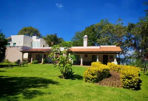 Foto de inmueble en Sin nombre de calle, Col. Tenencia de Morelos C.P. 58341, Morelia