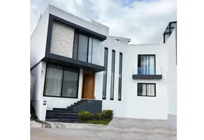 Foto de inmueble en Lindavista #S/N, Col. Tres Marías C.P. 58254, Morelia