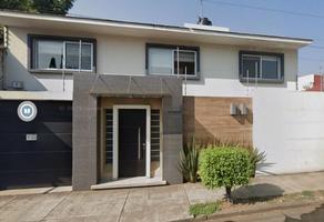 Foto de inmueble en Av. Álvaro Obregón, Col. Uruapan Centro C.P. 60000, Uruapan