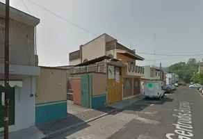Foto de inmueble en GERTRUDIS BOCANEGRA #1281, Col. Ventura Puente C.P. 58020, Morelia