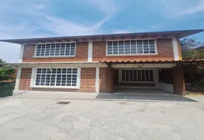 Foto de inmueble en Calle rio balsas #12, Col. Acatlipa Centro C.P. 62586, Temixco
