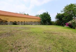 Foto de inmueble en , Col. Bosques de Palmira C.P. 62076, Cuernavaca