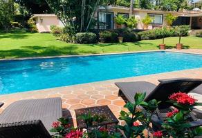 Foto de inmueble en AV MORELOS, Col. Club de Golf C.P. 67765, Cuernavaca