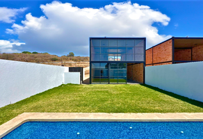 Foto de inmueble en , Col. Jardines de Zoquipa C.P. 62326, Cuernavaca