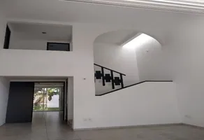 Foto de inmueble en Sin nombre de calle, Col. Lomas de Atzingo C.P. 62180, Cuernavaca